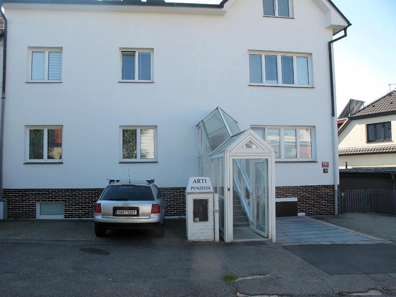 Penzion Arti Prague Ngoại thất bức ảnh